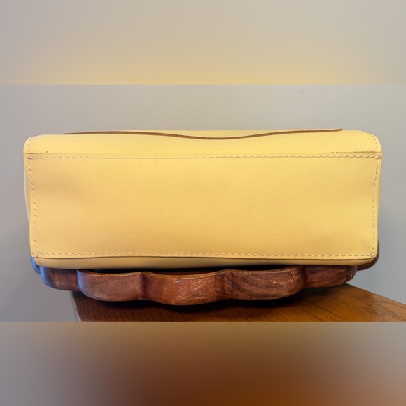 Portland Leather Large Juliette Tote Vanilla NWT - Picture 12 of 17